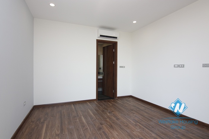 Brand new 4 bedroom apartment for rent in Hanoi Diplomatic Complex, Tay Ho